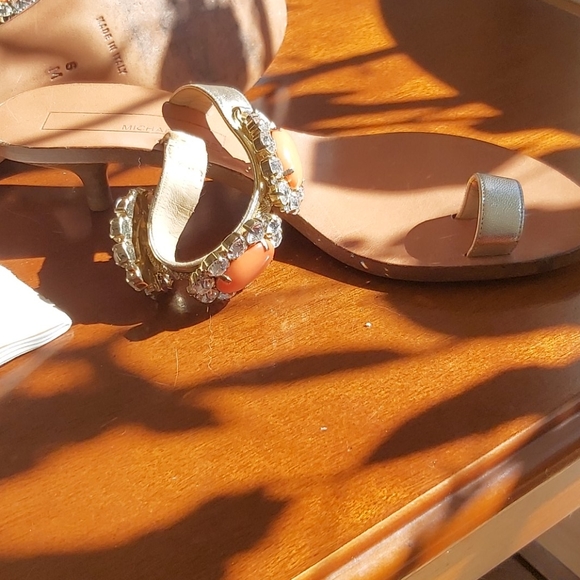 Sandals - Picture 3 of 3